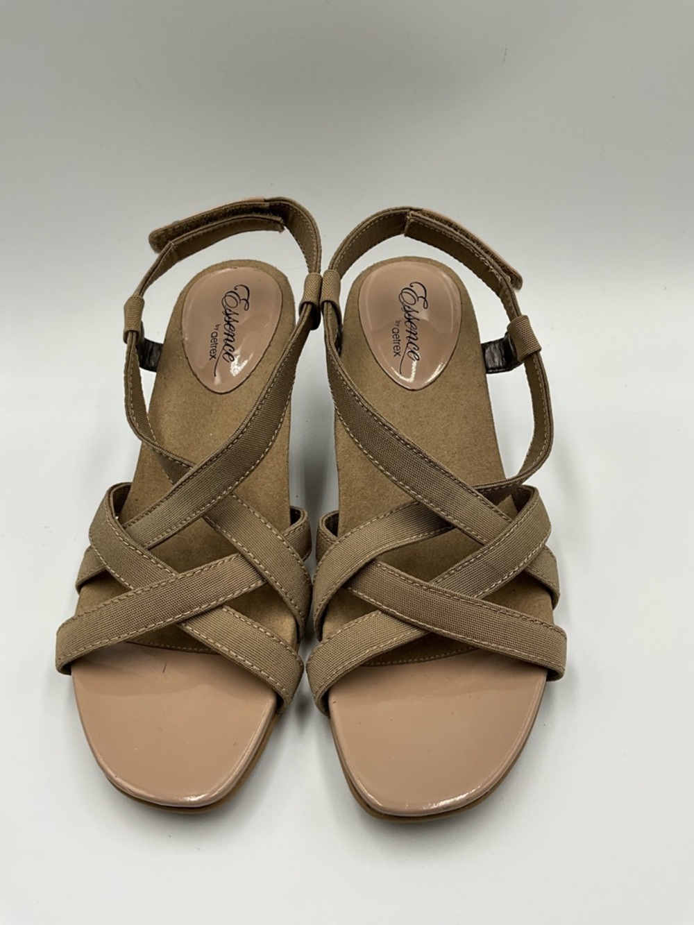 Aetrex Sandals Size 6.5 Tan Crisscross Slingback Sandals